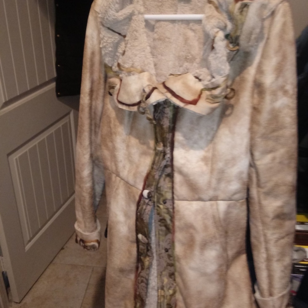 Italian designer coat. Looks amazing